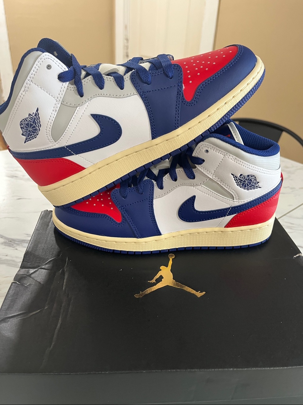 Jordan 1 Mid-top - Picture 6 of 6